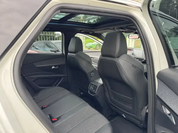 Peugeot 3008 1.6 BlueHDi GT Line EAT6 7