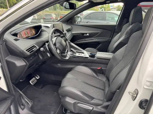 Peugeot 3008 1.6 BlueHDi GT Line EAT6 19