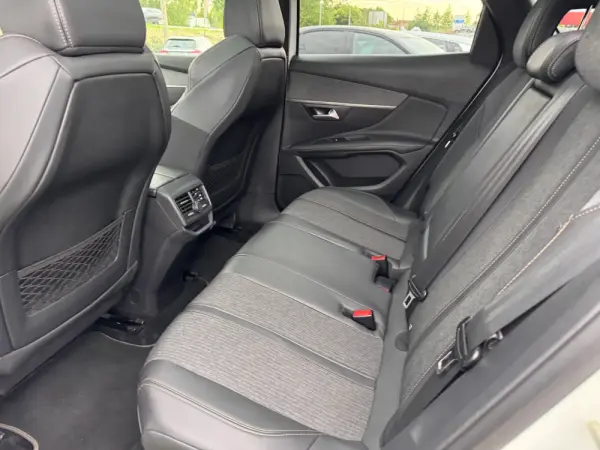 Peugeot 3008 1.6 BlueHDi GT Line EAT6 22