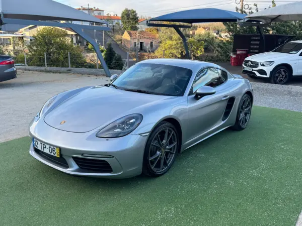 Porsche 718 Cayman 2.0 T PDK 2