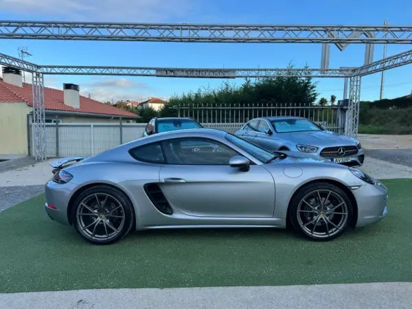 Porsche 718 Cayman 2.0 T PDK 8