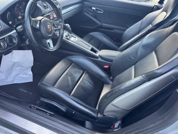 Porsche 718 Cayman 2.0 T PDK 21