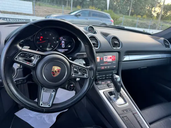 Porsche 718 Cayman 2.0 T PDK 23