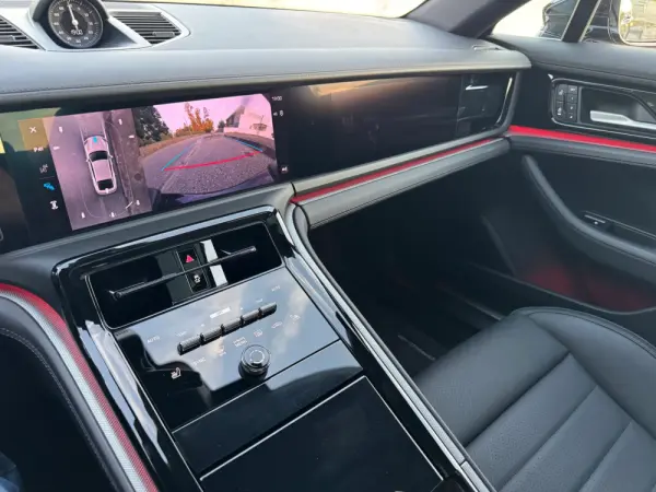 Porsche Panamera 4 E-Hybrid 40