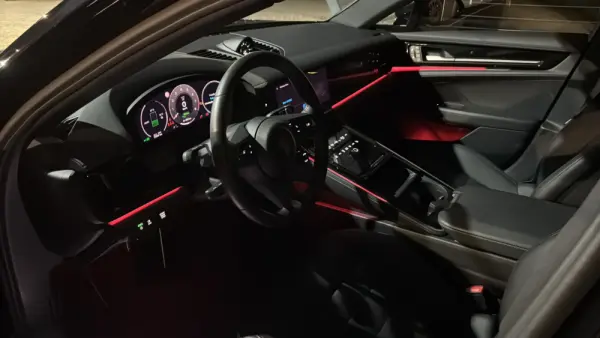 Porsche Panamera 4 E-Hybrid 50