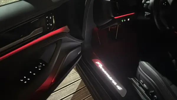 Porsche Panamera 4 E-Hybrid 55