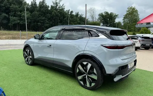 Renault Mégane E-Tech EV60 Techno Optimum Charge 14