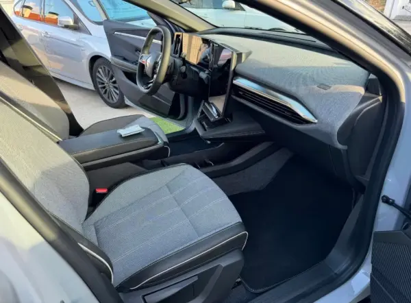 Renault Mégane E-Tech EV60 Techno Optimum Charge 33