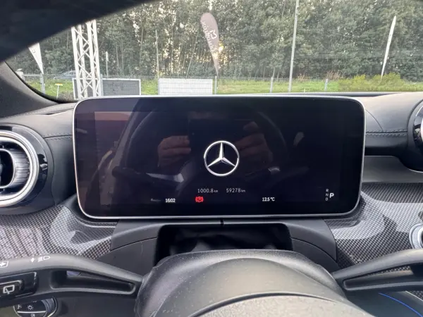 Mercedes-Benz C 300 e AMG Line 14