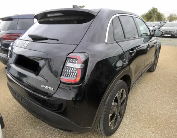 Fiat 600 1.2 Hybrid La Prima 2