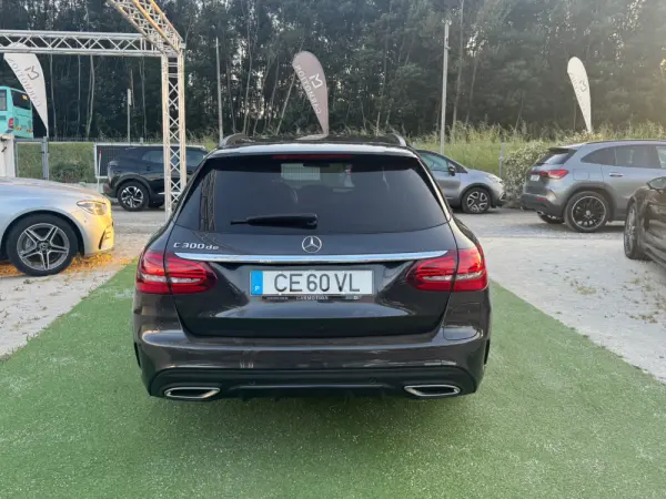 Mercedes-Benz C 300 de AMG Line 7