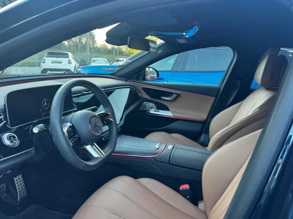 Mercedes-Benz E 300 E300de AMG Line 8
