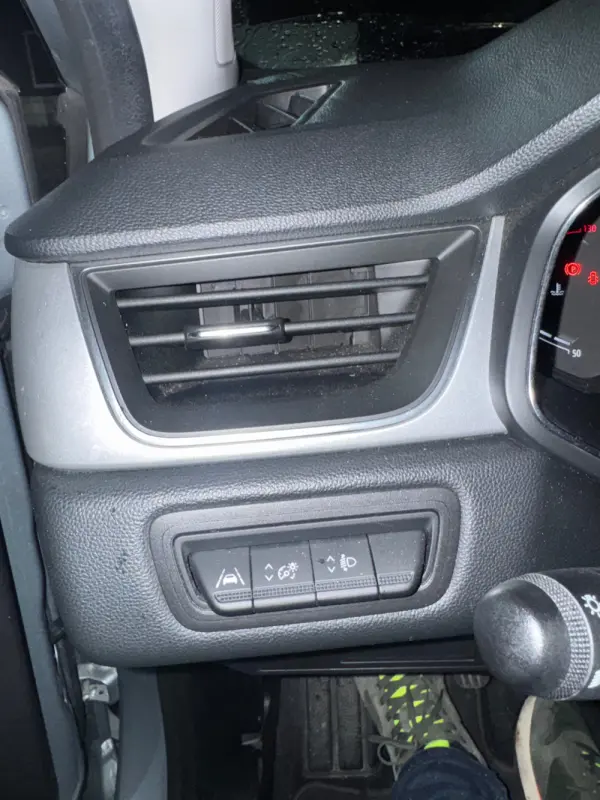Renault Captur 1.0 TCe Intens 22
