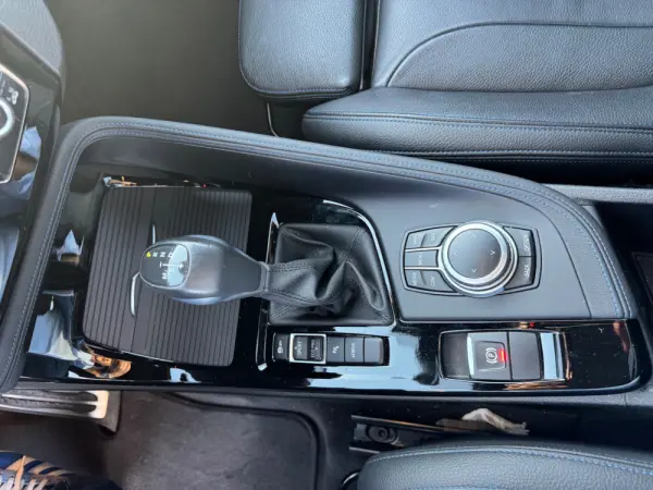 BMW X2 25 e xDrive Pack M 23