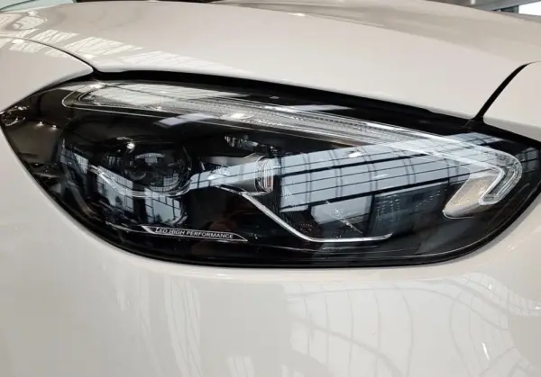 Mercedes-Benz C 300 de 9G-TRONIC AMG Line 5