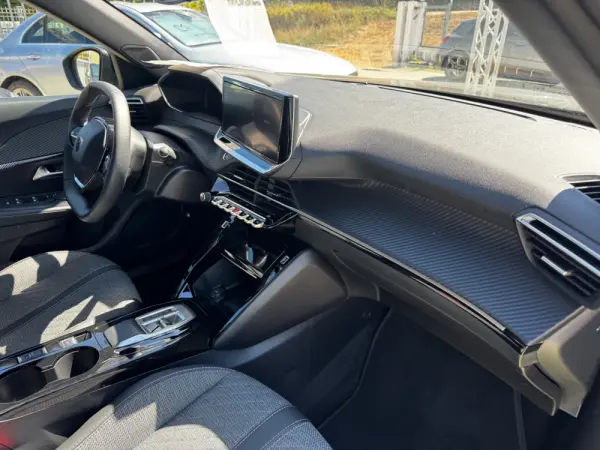 Peugeot e-2008 50 kWh Allure 10