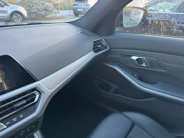 BMW 320 e Corporate Edition Auto 7