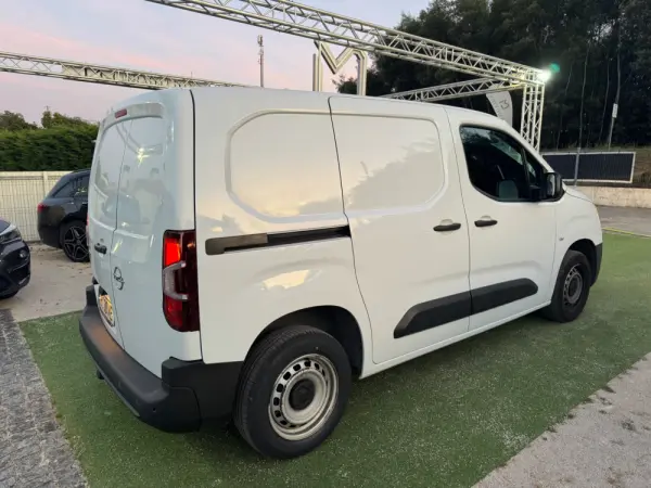 Opel Combo 1.5 CDTi L1H1 Edition Plus 2