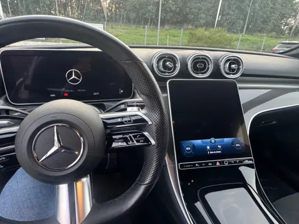 Mercedes-Benz C 300 e AMG Line 16