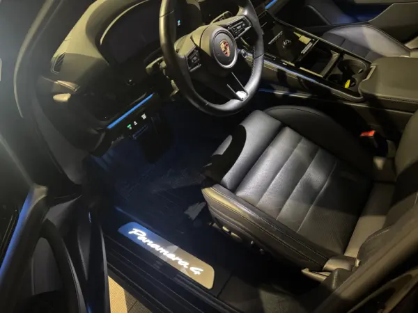 Porsche Panamera 4 E-Hybrid 5