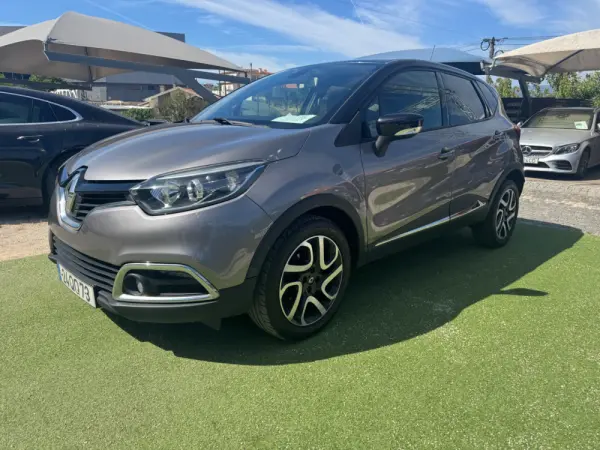 Renault Captur 1.5 dCi Exclusive 1
