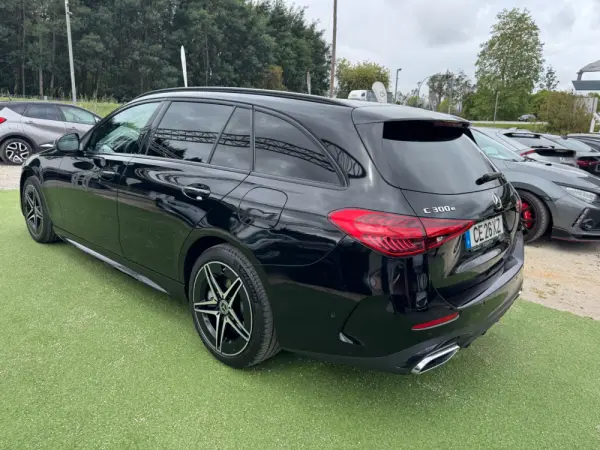 Mercedes-Benz C 300 e AMG Line 2