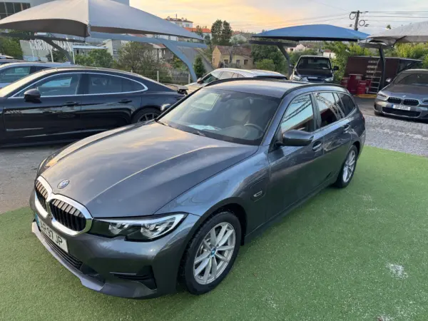 BMW 320 e Corporate Edition Auto 22