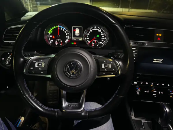 Volkswagen Golf 1.4 GTE Plug-in-Hybrid DSG 6