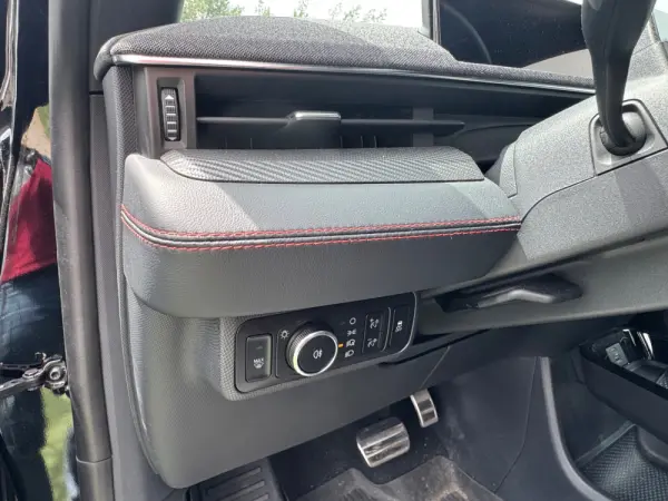 Ford Mustang Mach-E 98.7 kWh Premium 8