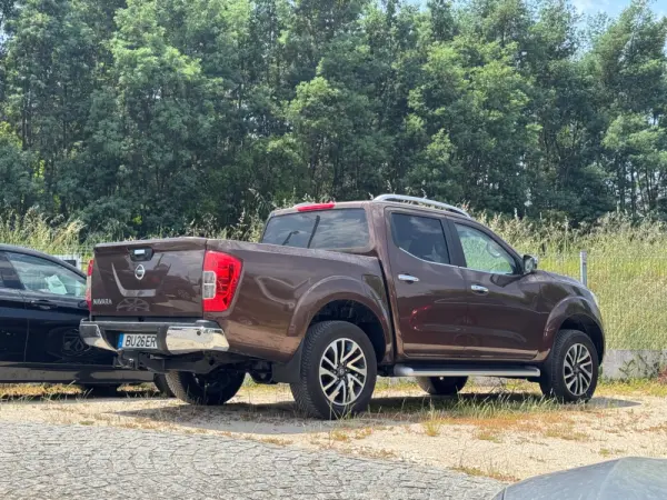 Nissan Navara 2.3 dCi CD 4WD Tekna 20