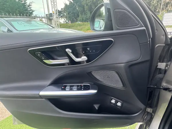 Mercedes-Benz C 300 e AMG Line 18
