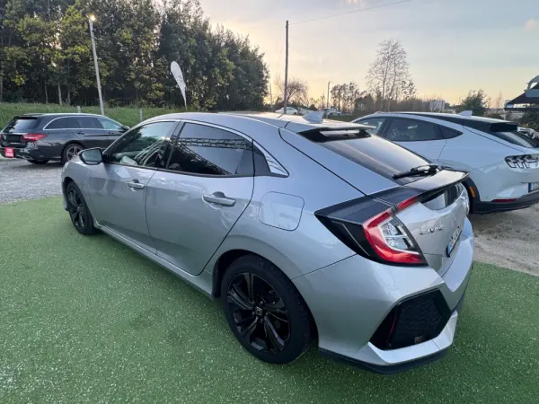 Honda Civic 1.0 i-VTEC Executive Premium 29