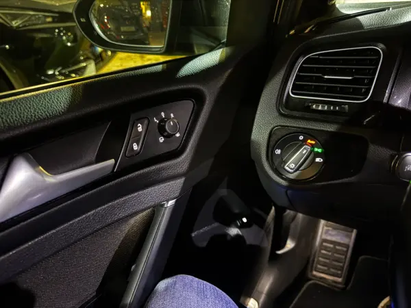 Volkswagen Golf 1.4 GTE Plug-in-Hybrid DSG 5