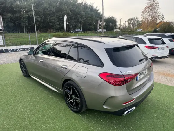 Mercedes-Benz C 300 e AMG Line 4