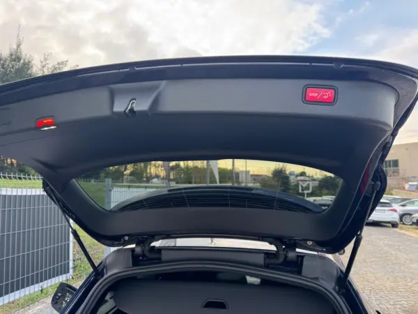 Mercedes-Benz C 300 e AMG Line 18
