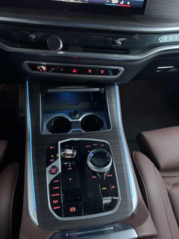 BMW X5 50 e xDrive Pack M Desportivo Pro 38