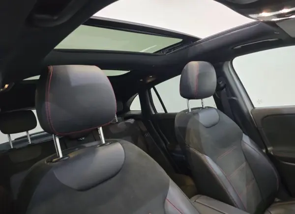 Mercedes-Benz GLA 250 e 8G-DCT AMG Line 2