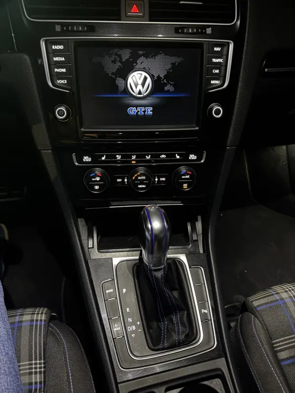Volkswagen Golf 1.4 GTE Plug-in-Hybrid DSG 7