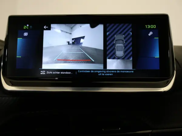 Peugeot e-2008 50 kWh Allure Pack 4