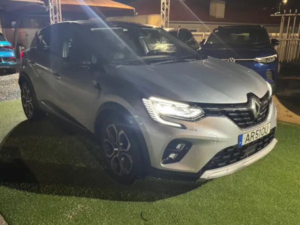 Renault Captur 1.0 TCe Intens 7