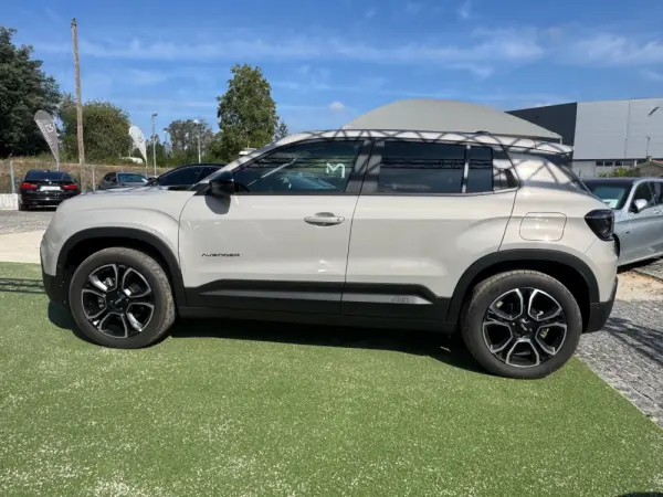 Jeep Avenger 54 kWh Summit 21