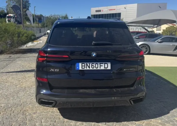 BMW X5 50 e xDrive Edição Desportiva M 6