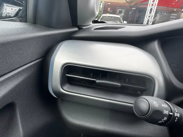 Jeep Avenger 54 kWh Summit 12
