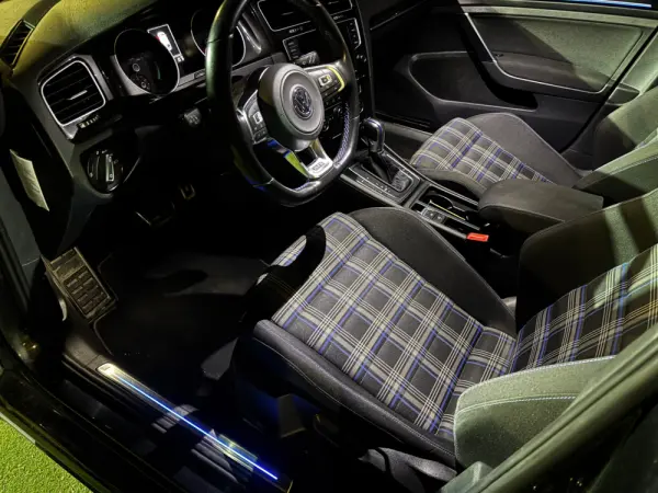 Volkswagen Golf 1.4 GTE Plug-in-Hybrid DSG 20