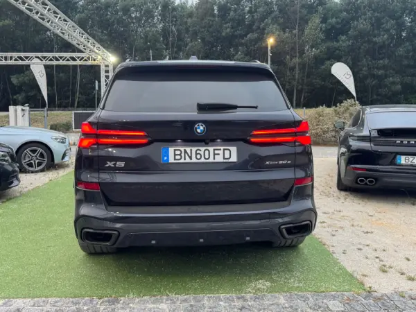 BMW X5 50 e xDrive Pack M Desportivo Pro 32