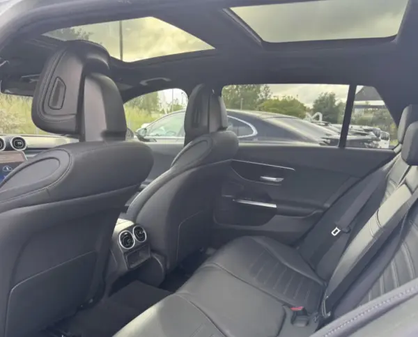 Mercedes-Benz C 300 de T 9G-TRONIC AMG Line 4