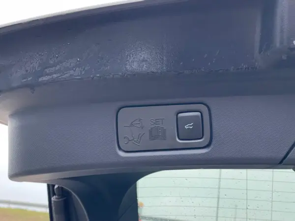 Ford Mustang Mach-E 75.7 kWh Base 10