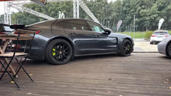 Porsche Panamera 4 E-Hybrid 30