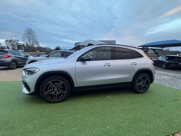 Mercedes-Benz GLA 250 e 8G-DCT AMG Line 4