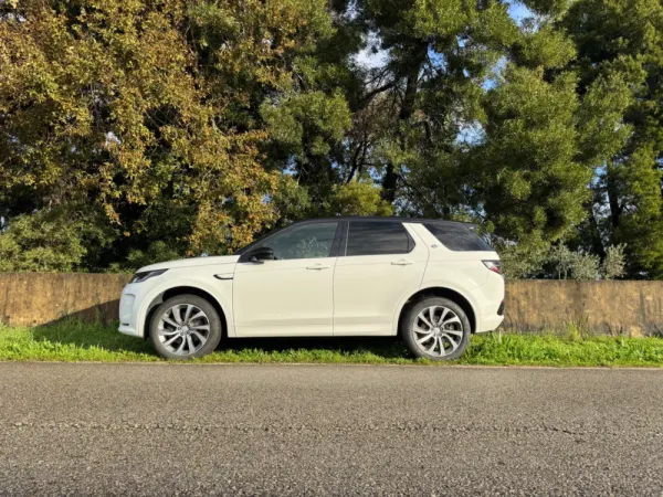 Land Rover Discovery Sport 2.0 D165 R-Dynamic S 24